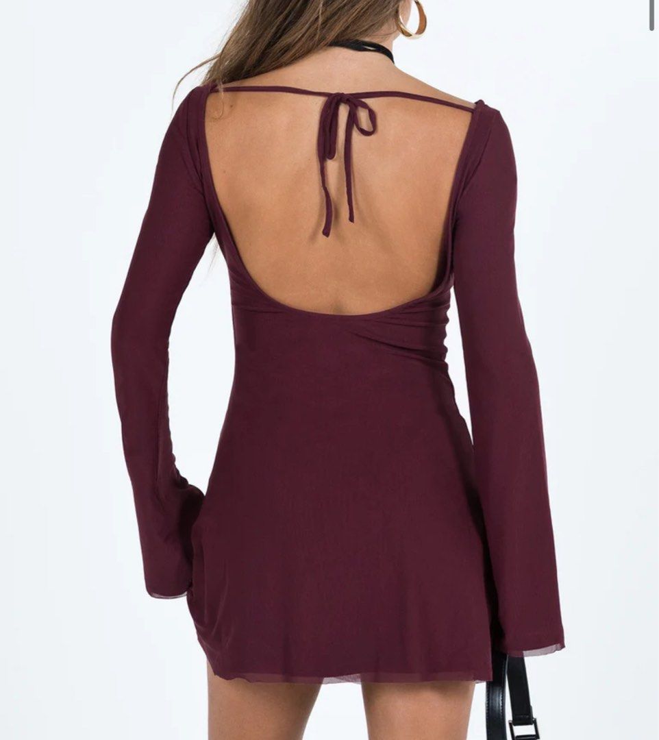 Maroon long sleeve short outlet dress
