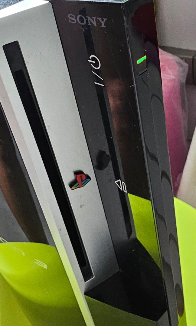 Ps3 (not working but turns on), Video Gaming, Video Game Consoles