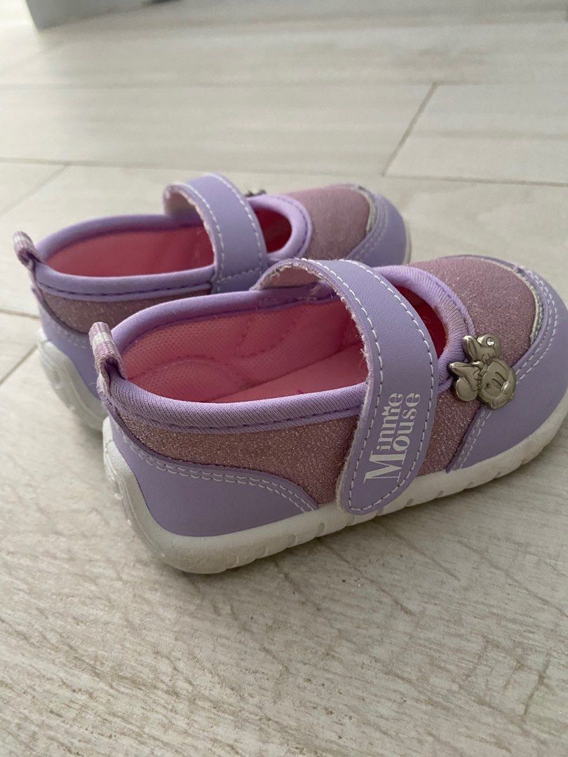 Purple velcro top shoes