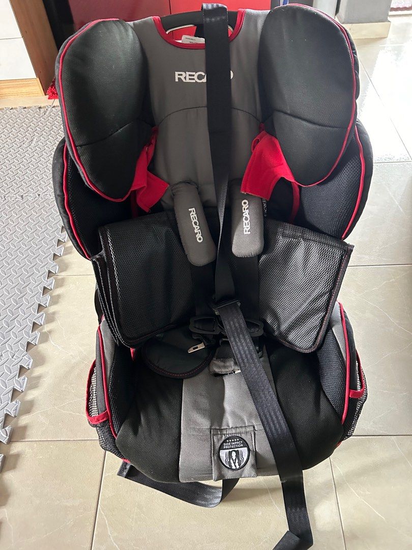 Recaro car seat for kid. Baby seat, Babies & Kids, Going Out, Car Seats on  Carousell