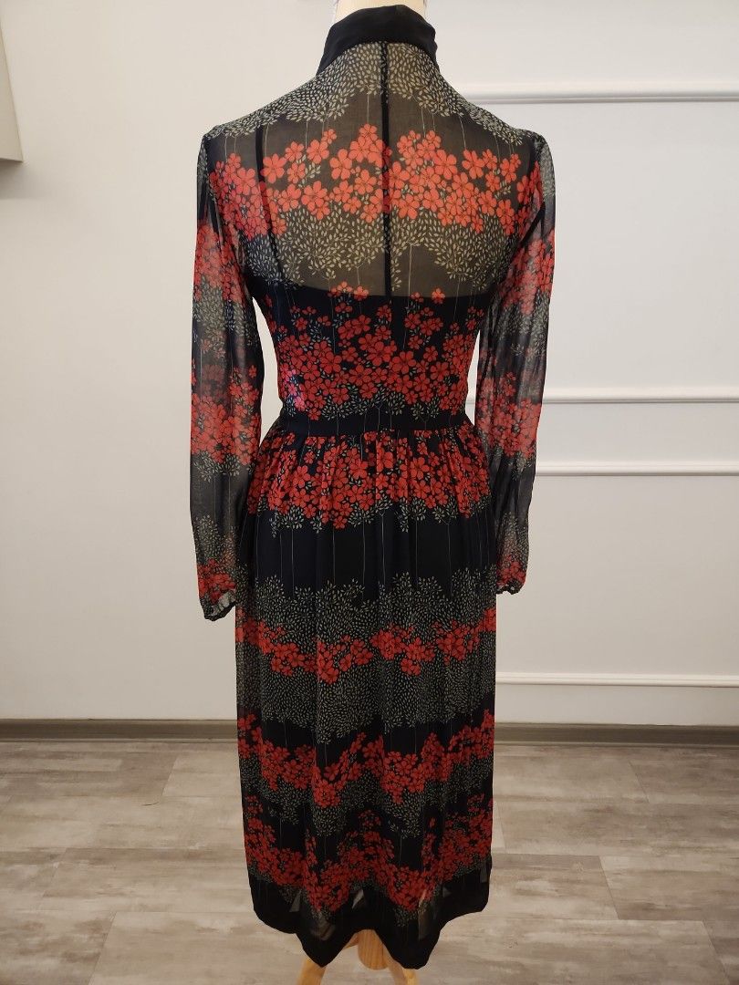 Red valentino cheap cocktail dresses