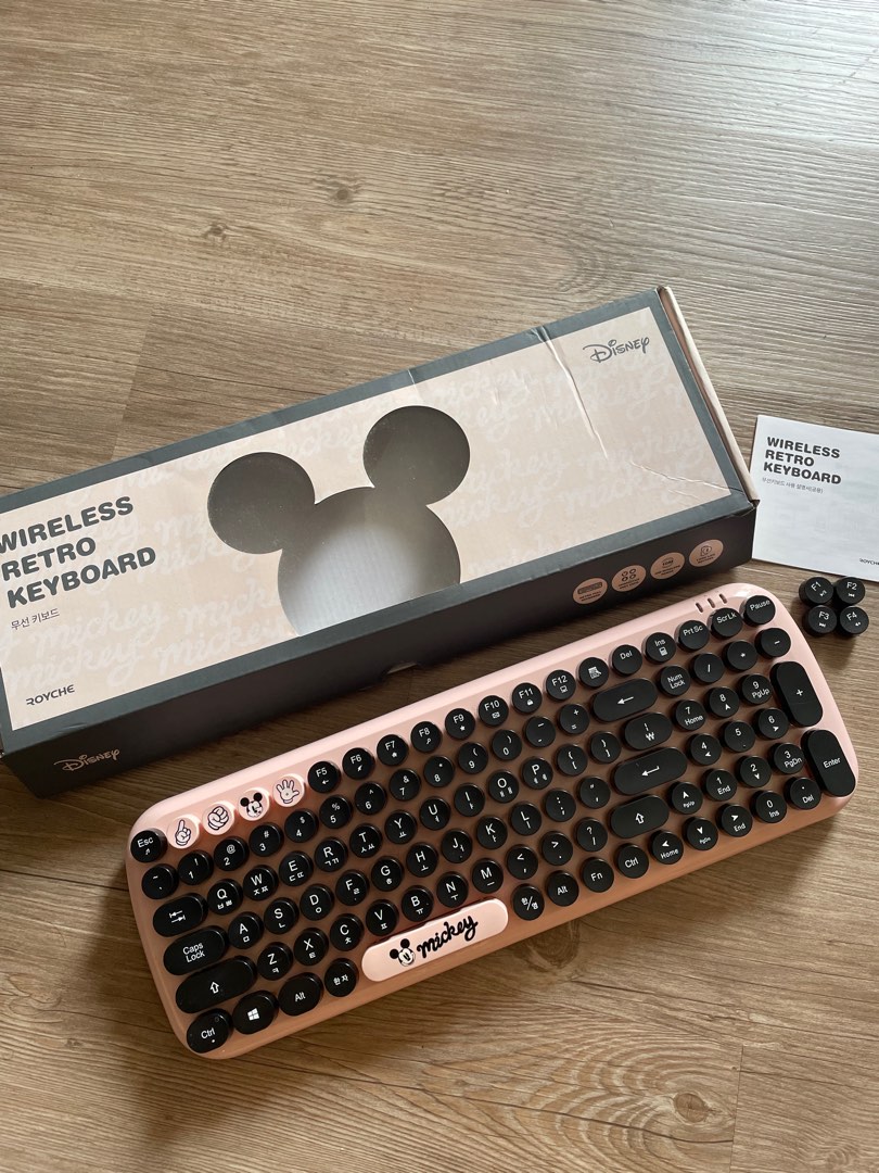 Royche Disney Mickey Wireless Keyboard / Retro Wireless Keyboard