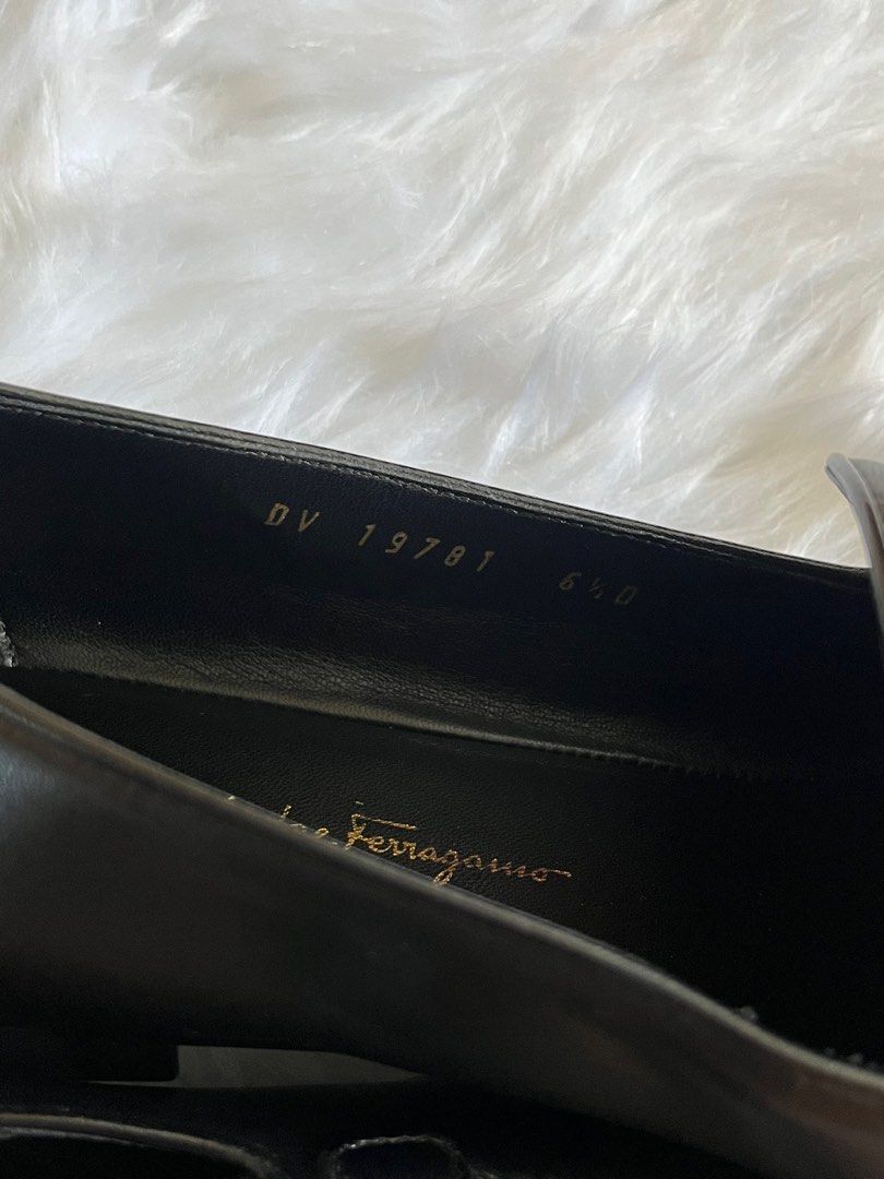 ferragamo trifoglio loafers