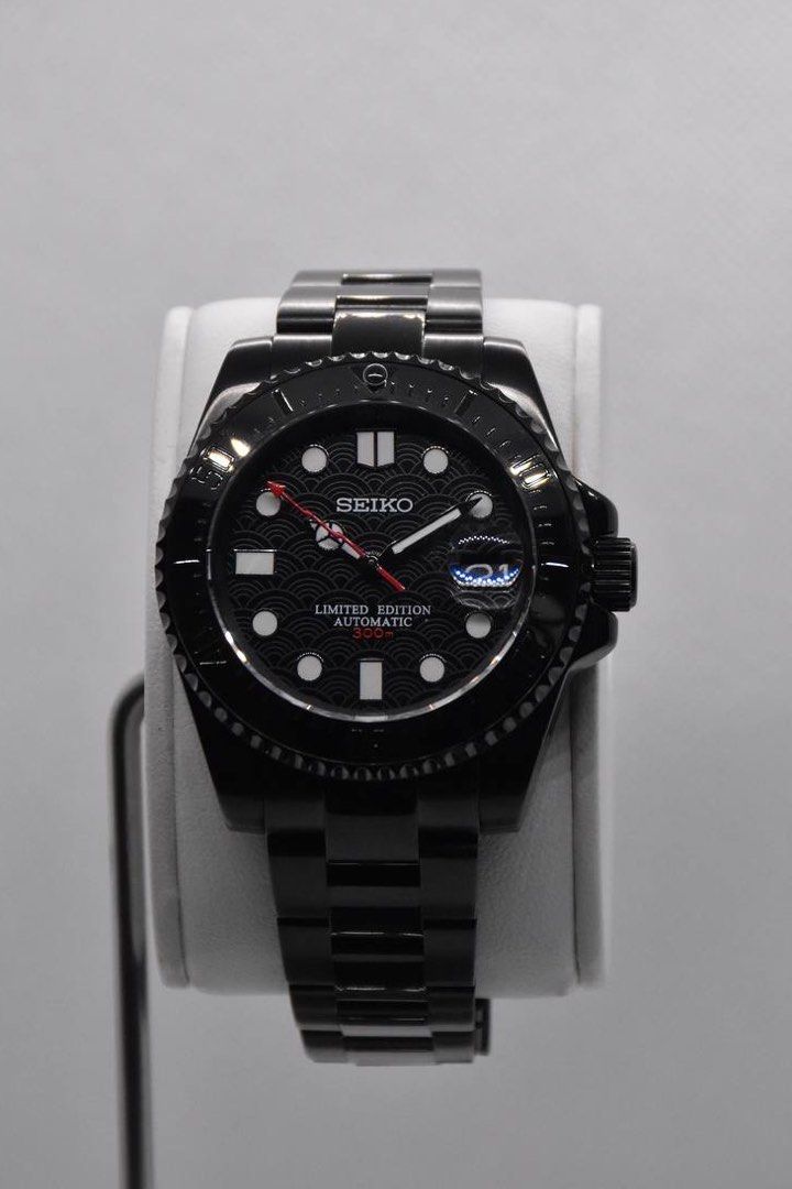 Seiko Mod 'Carbon' Blacked Out 40mm Automatic Diver's Watch, Men's