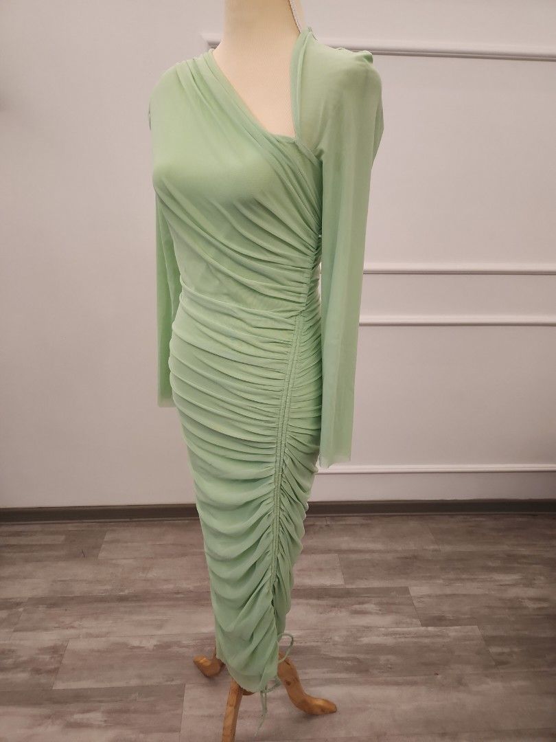 Self Portrait Green Bodycon Dress, Women's Fashion, Dresses & Sets, Dresses  on Carousell