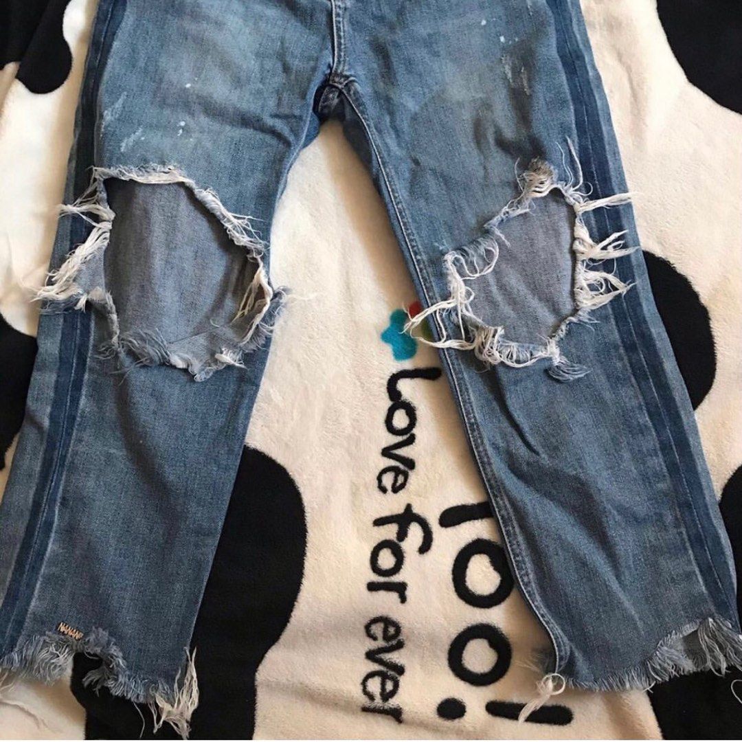 mom jeans size 25-26, Women's Fashion, Bottoms, Jeans on Carousell