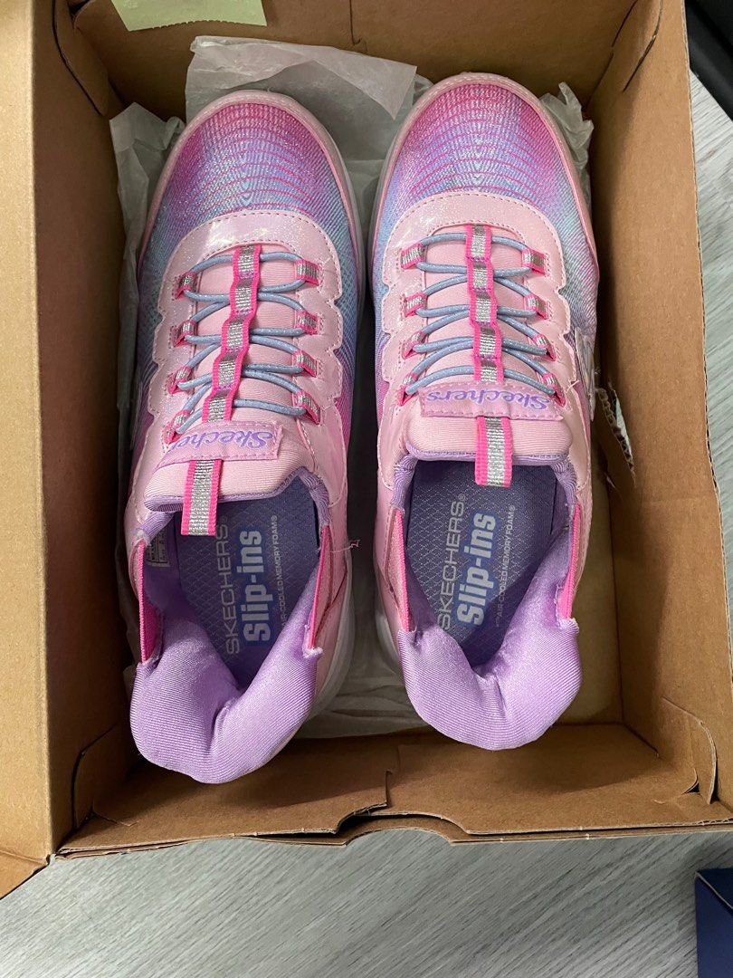 Girl skechers shop memory foam shoes