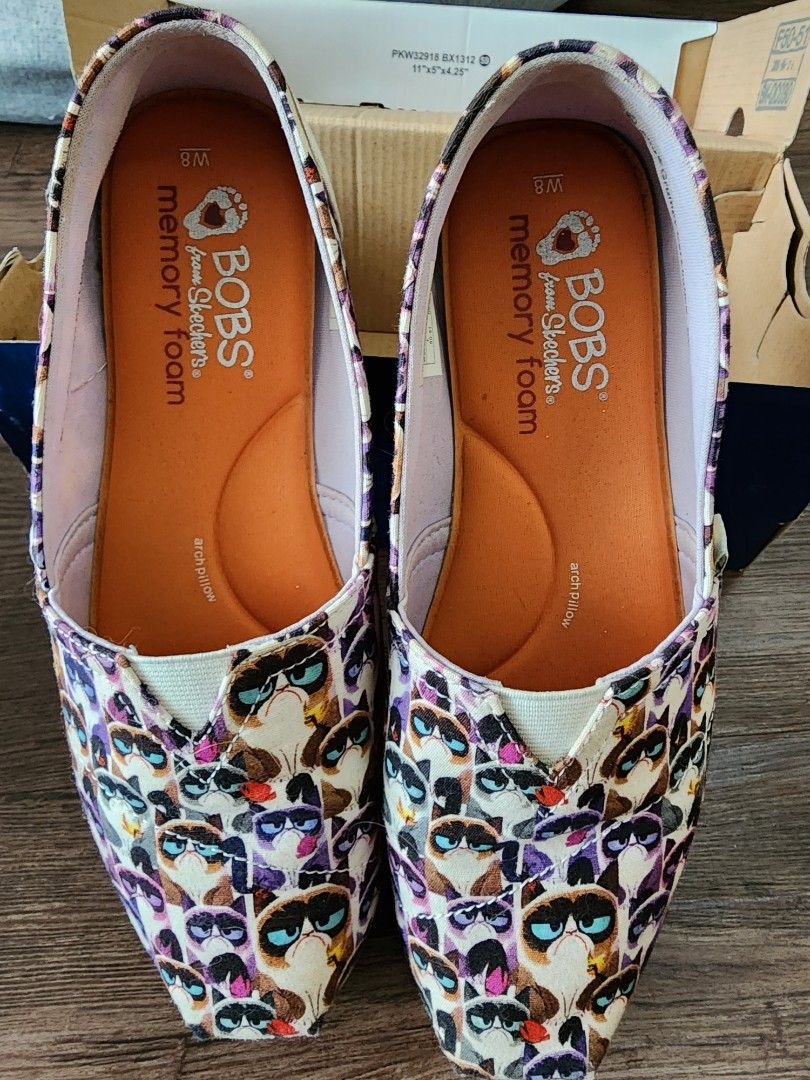 Cat skechers bobs hotsell