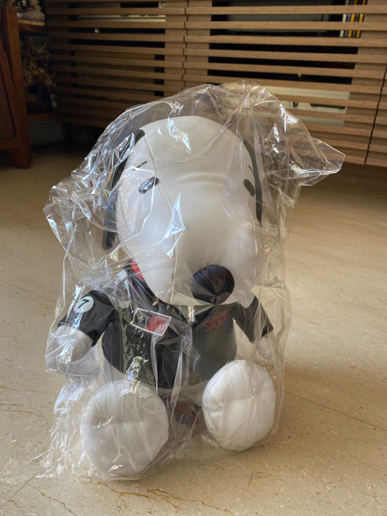 Snoopy x Toyota 聯名玩偶, 興趣及遊戲, 玩具與遊戲在旋轉拍賣