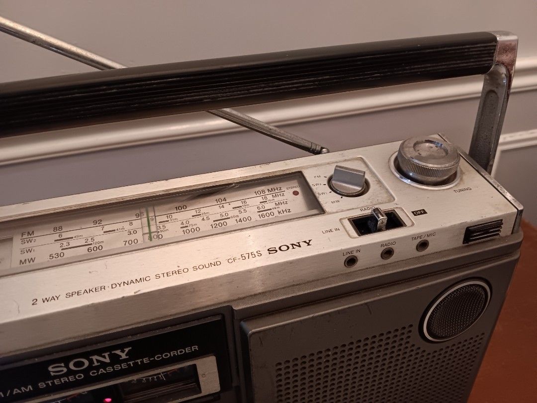 Sony CF575S Radio Boombox Kaset Tuner, Audio, Other Audio Equipment on