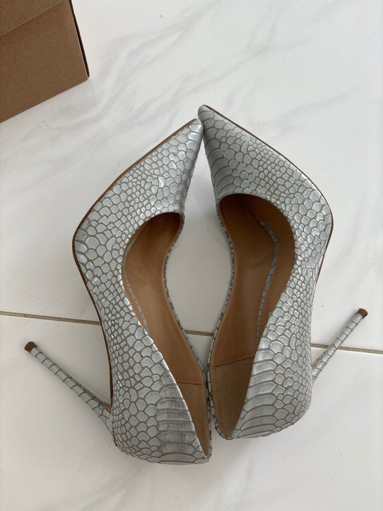 Grey Snake And Python Printed Leather Stiletto High Heels Sexy And  Comfortable Womens Fashion High Heels For Prom, Evening Events 12cm Heel  Height Size 44 From Happyday818, $60.31 | DHgate.Com