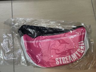 （分類：）位於 。 由 marie34567 提交（商品編號 1279298946，圖片 1）。簡介： 。