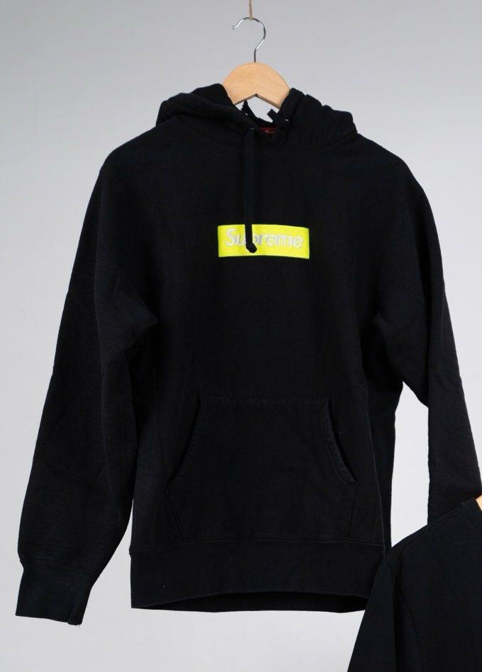 Supreme box discount logo neon