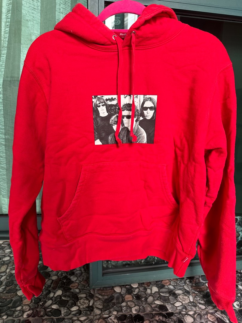 Red hoodie supreme online