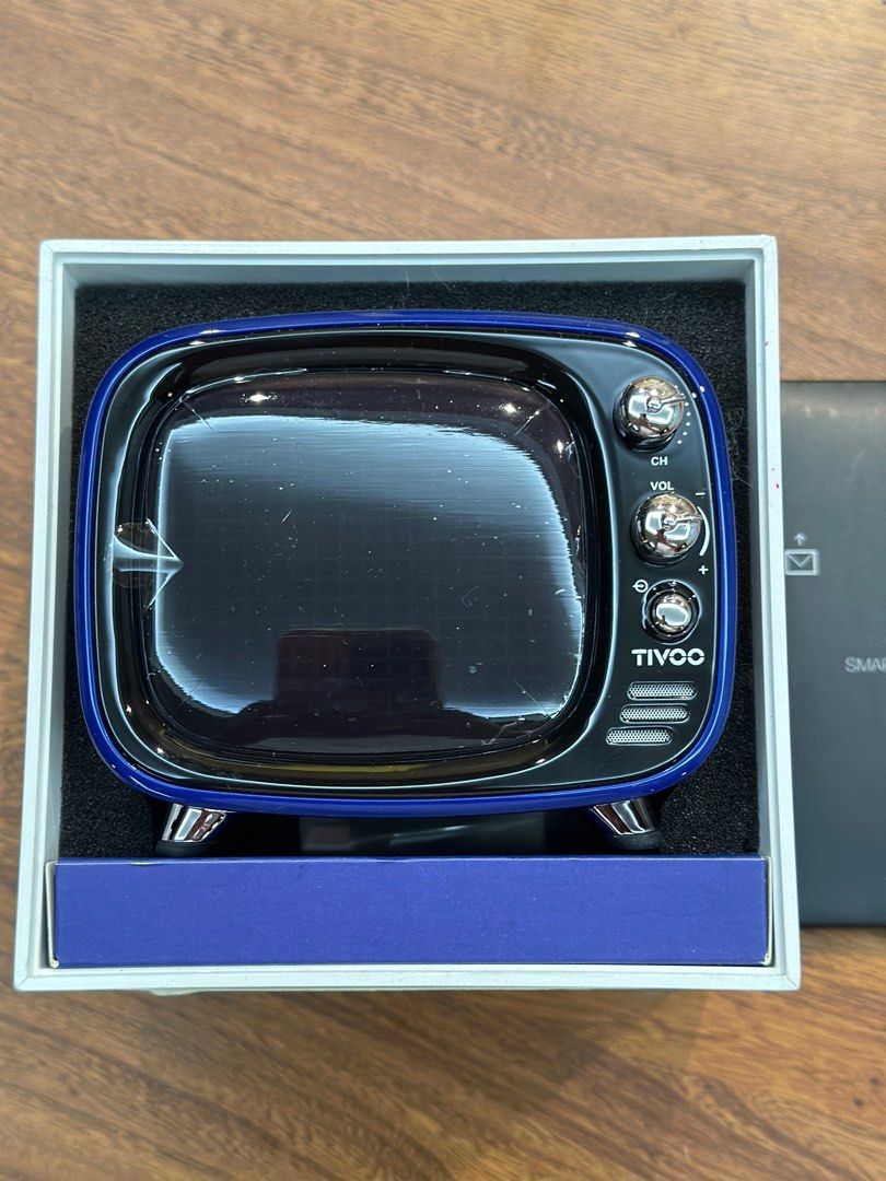 Tivoo pixel art speaker 2025