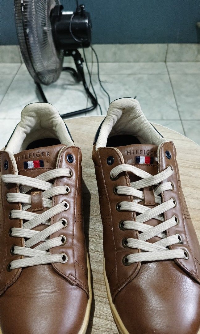 Tommy Hilfiger Lutwin 42 5