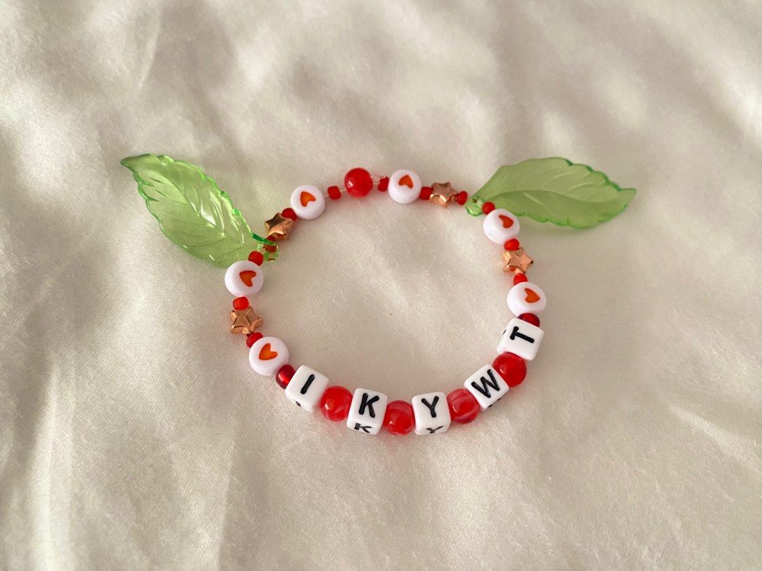 Red friendship bracelets online
