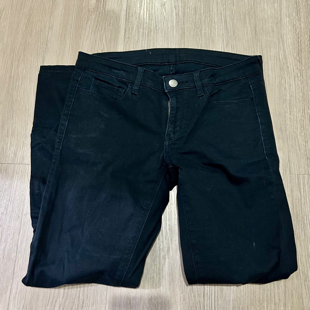 Uniqlo Black Pants, Women's Fashion, Bottoms, Jeans on Carousell