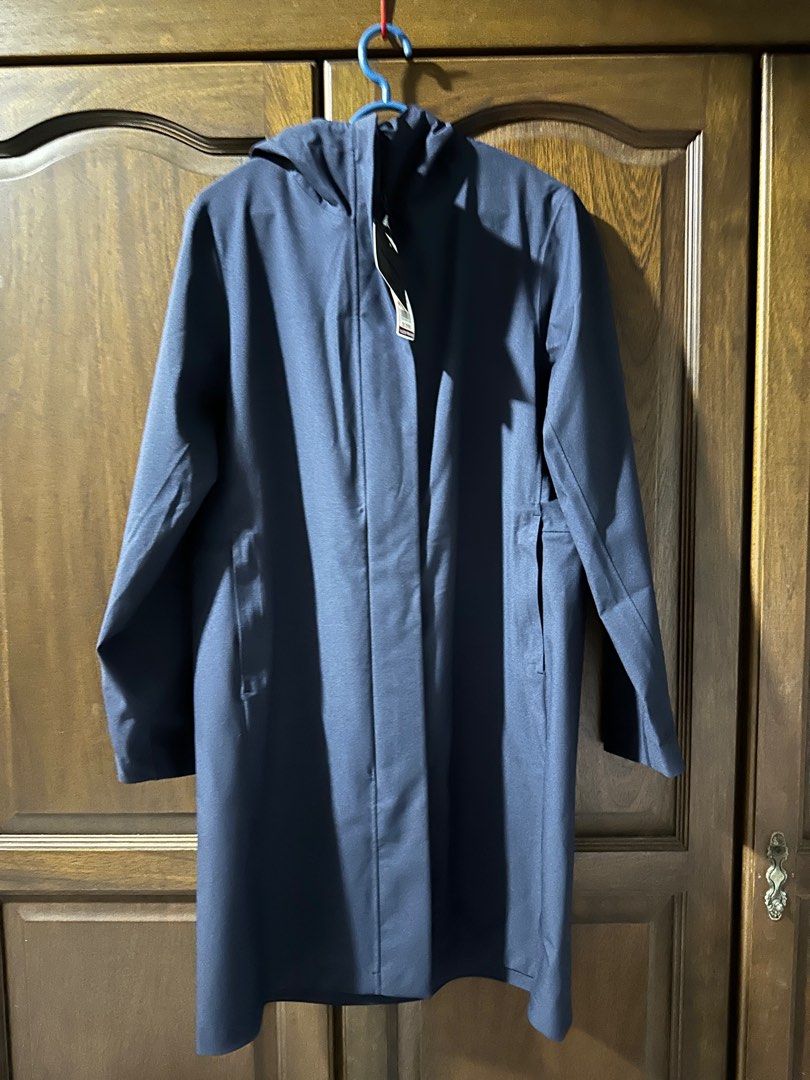 Uniqlo block hotsell tech coat