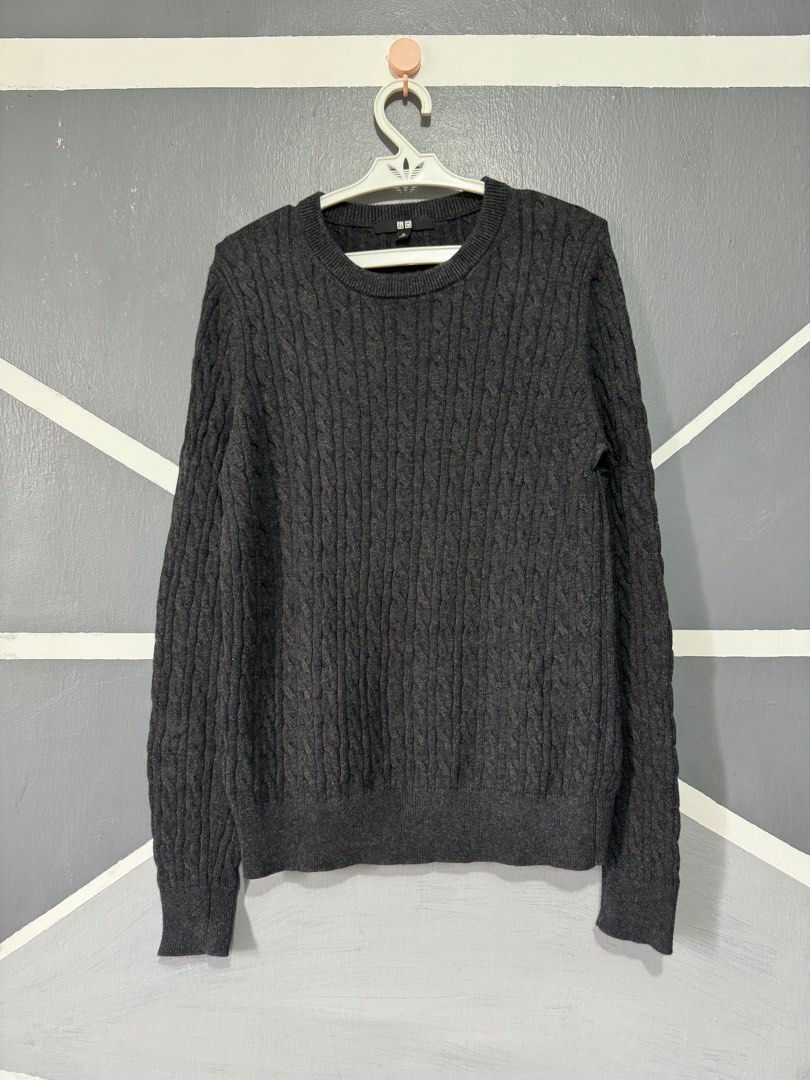 SALE 200 UNIQLO cable knit sweater gray color Women s