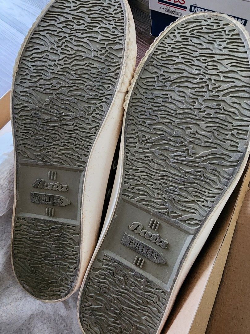 Cut shoes bata top