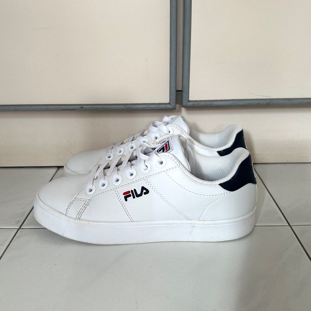 US5 FILA Court Deluxe White Sneakers Women s Fashion Footwear