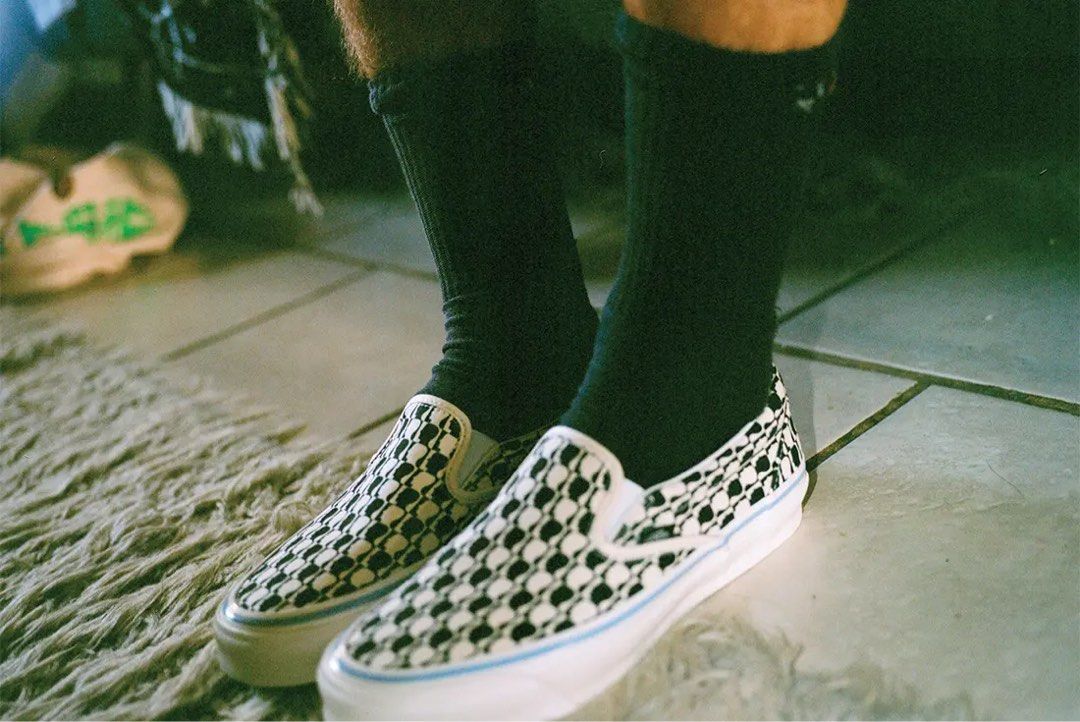Vans top vault us