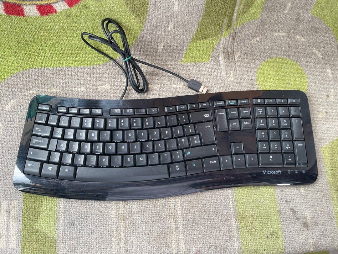 USB wired keyboard 200 imported from UK (Category: Computer Keyboard) located in Caloocan City. Submitted by red_rob (Listing ID 1279318923, Image 3). Description: PRICE for Each ALREADY POSTED, pls refrain from askin Original USB wired keyboard Slightly used, no dead keys Microsoft 200 Each Zoostorm 180 LOCATION: South caloocan pickup/meetup ONLY, gcash lalamove cod, FEES BY BUYER .