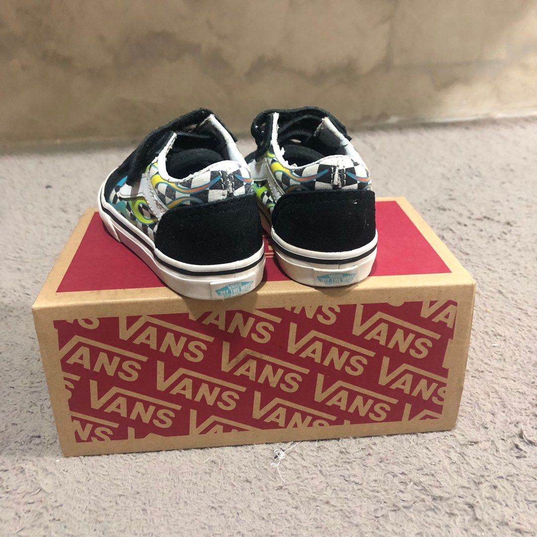 Surf 2025 flame vans