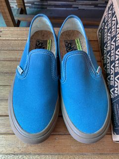 New outlet vans malaysia