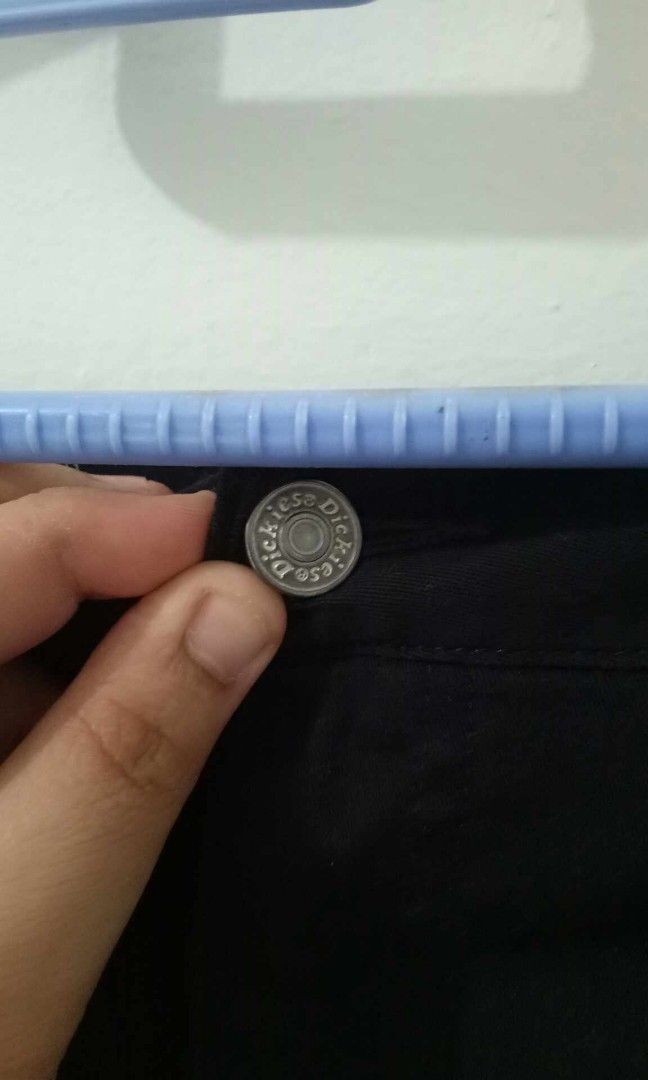 Vintage Dickies Pants! (Category: Jeans) located in Pasay City. Submitted by 22stacks (Listing ID 1279402998, Image 2). Description: Vintage pa sa vintage! para sa mga Dickies lovers! Solido pang old school versus new school style!.