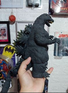 (Category: ) located in . Submitted by monjentoysandcollectibles (Listing ID 1279295065, Image 1). Description: .