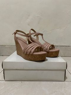 (Kategori: ) berada di . Dikirim oleh declutteringdels (ID iklan 1279360049, Gambar 1). Deskripsi: .
