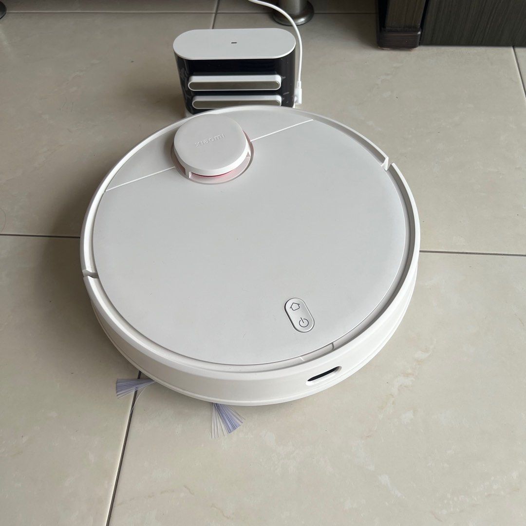 Xiaomi robot vacuum s10 plus, TV & Home Appliances, Vacuum Cleaner &  Housekeeping on Carousell