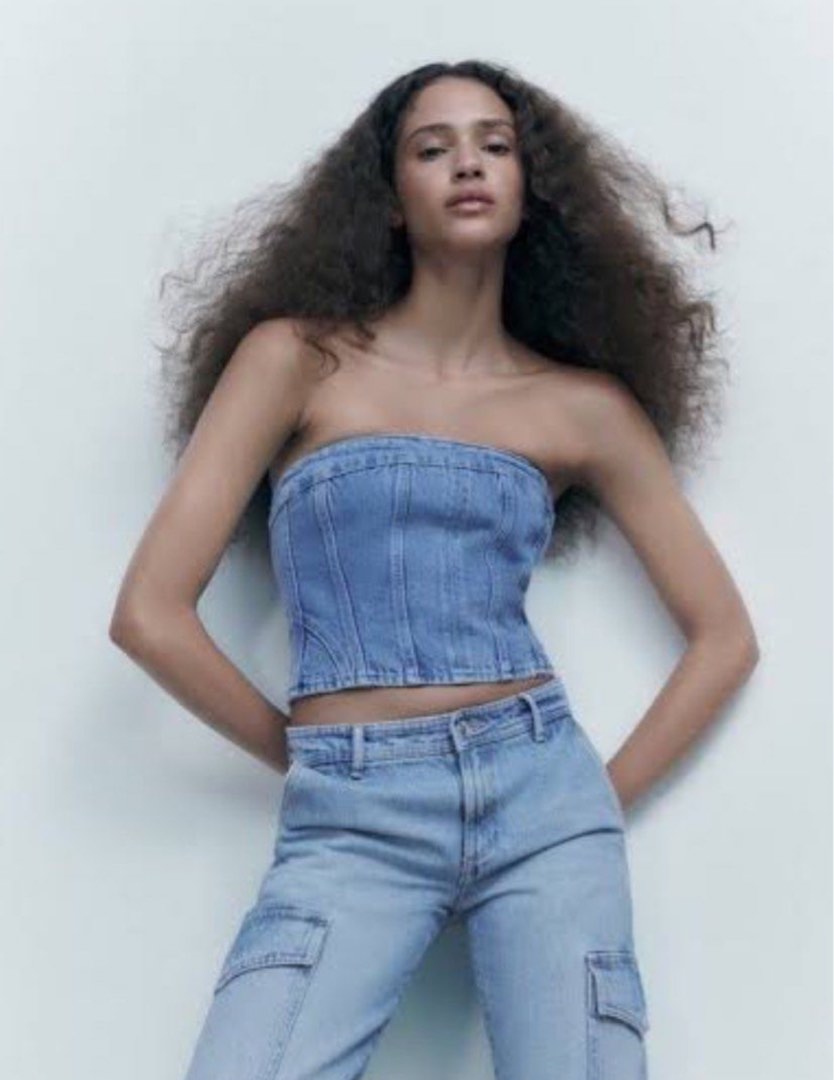 Janisa Denim Tube Top - Light Wash in 2024  Denim tube top, Tube top  outfits, Denim top