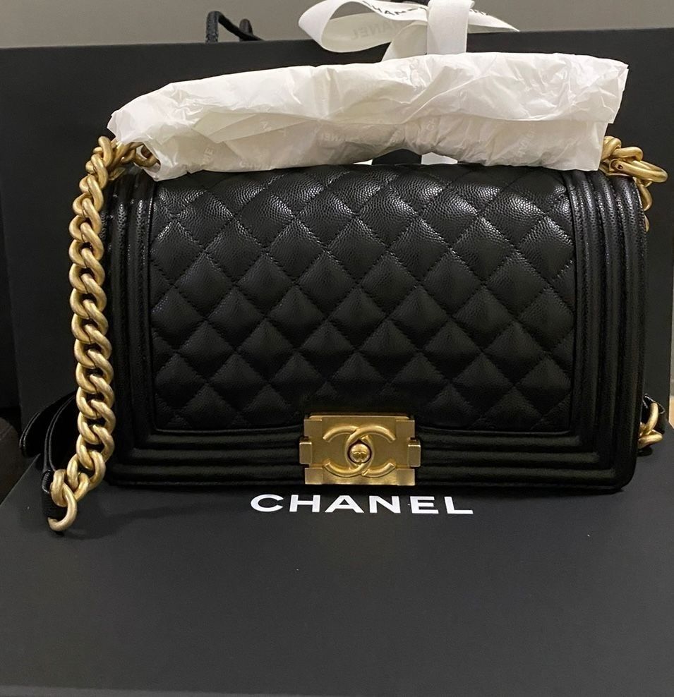 Chanel boy bag interior clearance