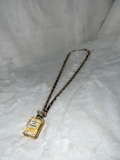 💯 Authentic Chanel N19 Perfume Bottle Pendant Vintage Gold Chain Necklace