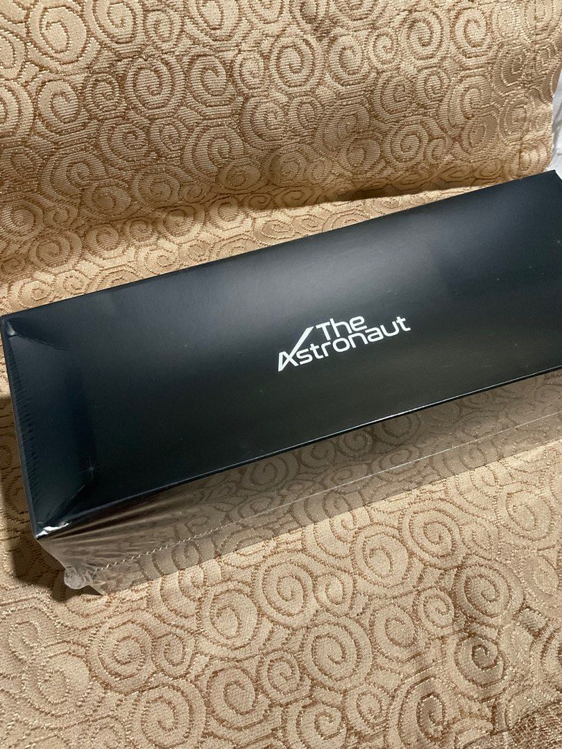 💟 [BTS Jin] Wootteo Line Lamp, Hobbies & Toys, Memorabilia  