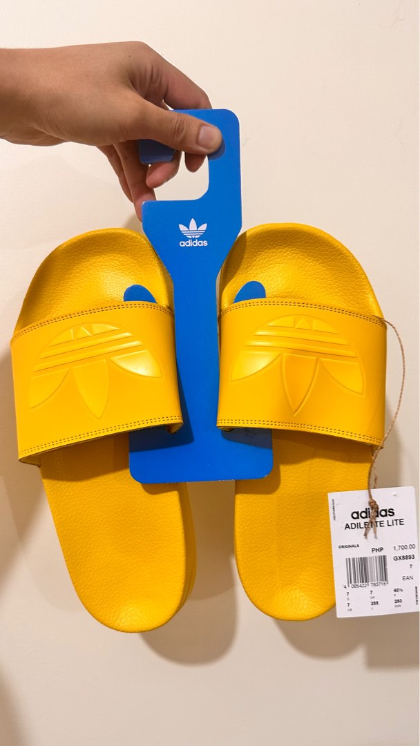 Adidas Adilette Slide Yellow, Men's Fashion, Footwear, Slippers