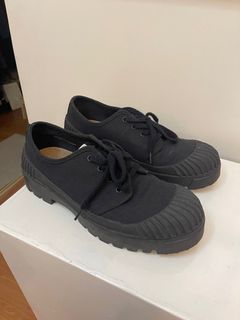 Arket Canvas/Rubber Shoes Size 10