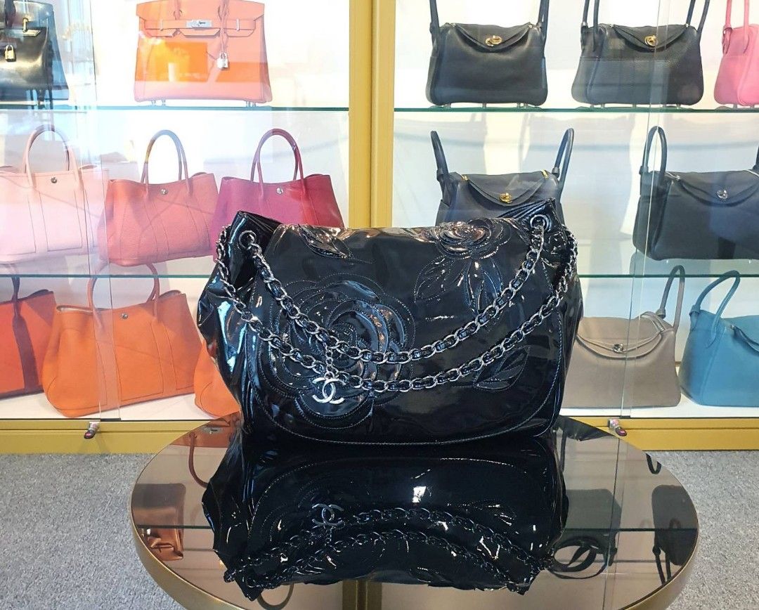 Handbags with silver online hardware