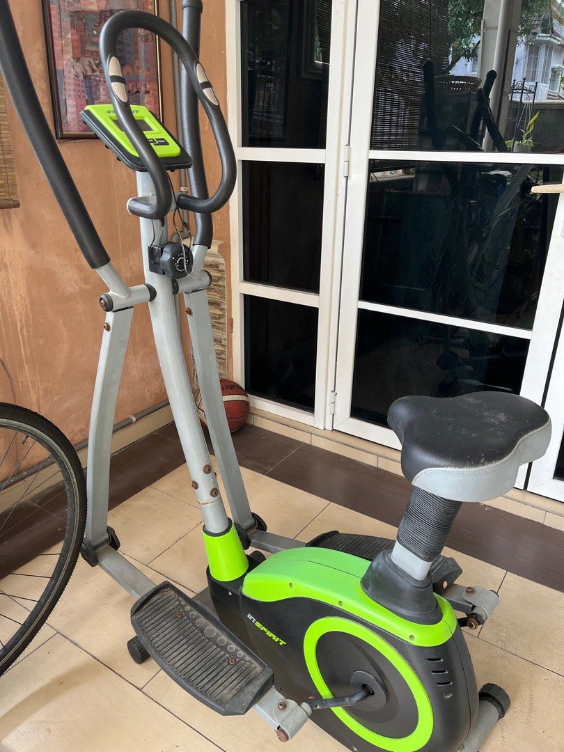 Basikal senaman Sports Equipment Exercise Fitness Cardio
