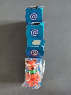 (Category: ) located in . Submitted by hyde_bearbrick (Listing ID 1279544811, Image 1). Description: .