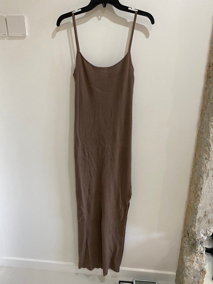 Bec & Bridge RIVIERA SLEEVELESS IVORY SPLIT MIDI DRES Knit dress UK12, Women's Fashion, Dresses & Sets, Dresses on Carousell Bec & Bridge RIVIERA SLEEVELESS IVORY SPLIT MIDI DRES Knit dress UK12, Women's Fashion, Dresses & Sets, Dresses on Carousell