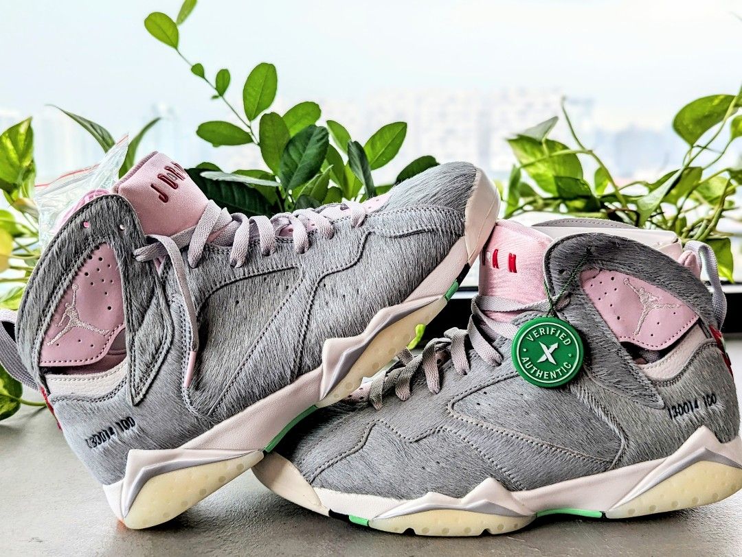 Jordan 7 deals hare on feet