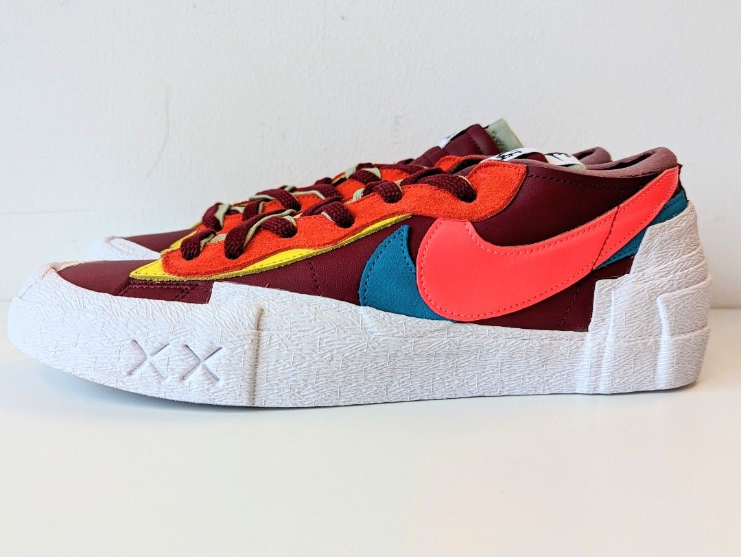 Retail nike online sacai