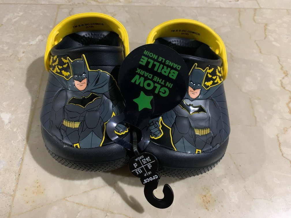 C8 size hotsell crocs
