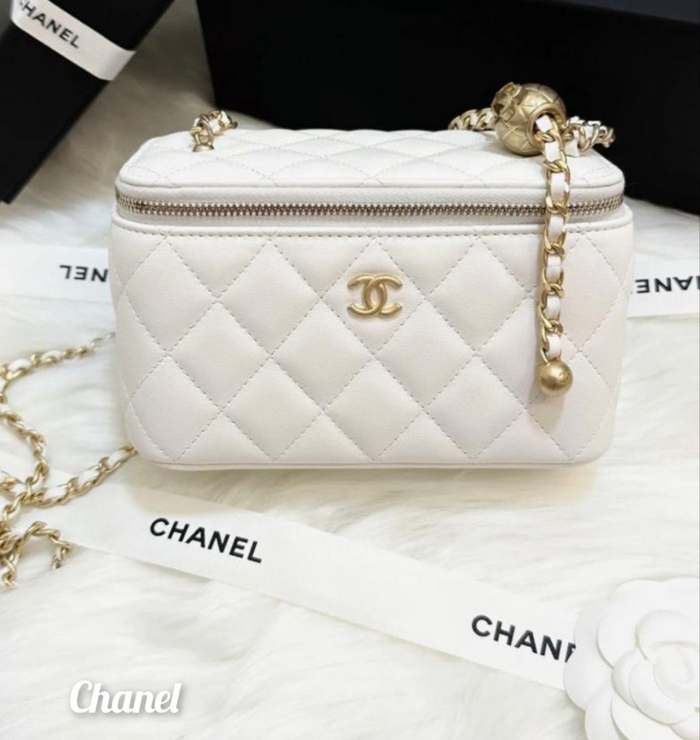Chanel vanity case white hotsell
