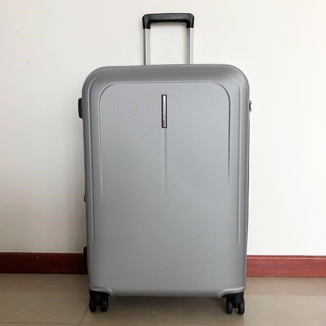 Brandnew Samsonite T5 Silver 68cm spinner with built in scale