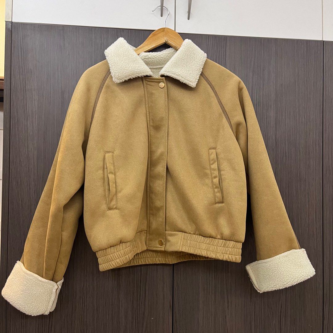 Brown pilot jacket shein (Category: Coats, Jackets and Outerwear) located in Antipolo. Submitted by kathscloset_ (Listing ID 1279596150, Image 2). Description: Used less than 3 times .